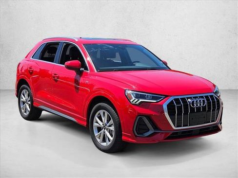 Used 2023 Audi Q3 2.0T Premium Plus AWD/4WD image 3