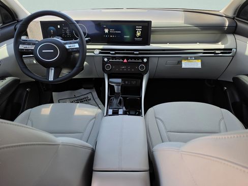 New 2026 Hyundai Tucson SEL FWD image 16