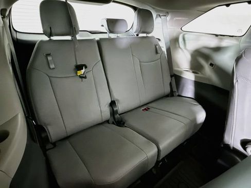 Used 2023 Toyota Sienna Limited AWD/4WD image 29