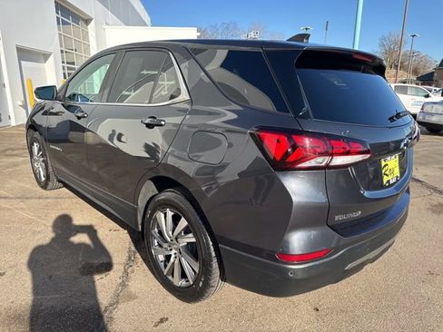 Used 2023 Chevrolet Equinox LT image 4