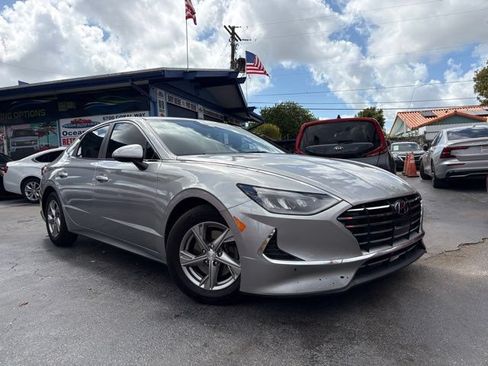 Used 2021 Hyundai Sonata SE FWD image 1