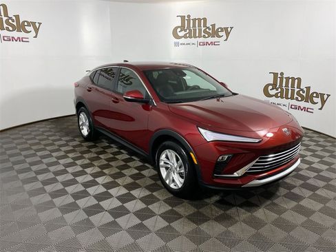 Used 2025 Buick Envista Preferred w/ Convenience I Package image 1