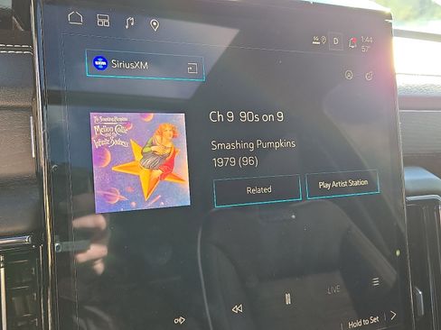 Used 2025 GMC Yukon AT4 Ultimate w/ LPO, Floor Liner Package image 18