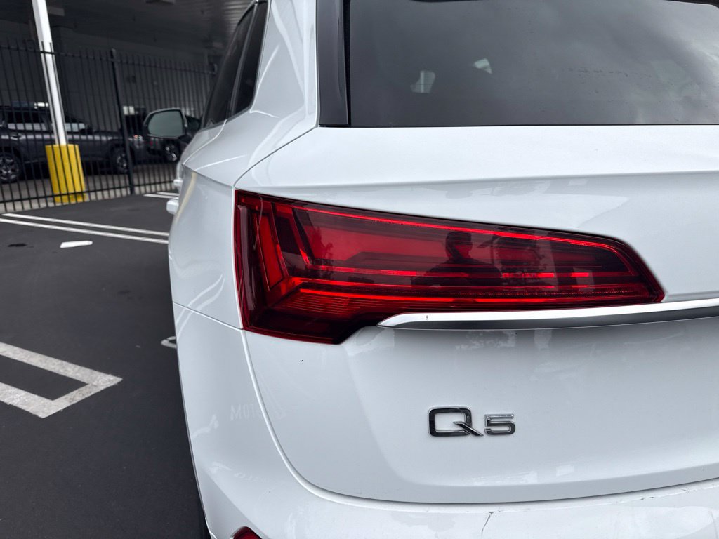Used 2024 Audi Q5 2.0T Premium Plus AWD/4WD image 9