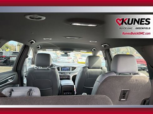 Used 2024 Buick Enclave Premium image 37