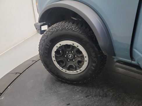 Used 2023 Ford Bronco Badlands image 30