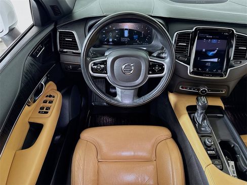 Used 2021 Volvo XC90 T6 Inscription w/ Advanced Package image 22