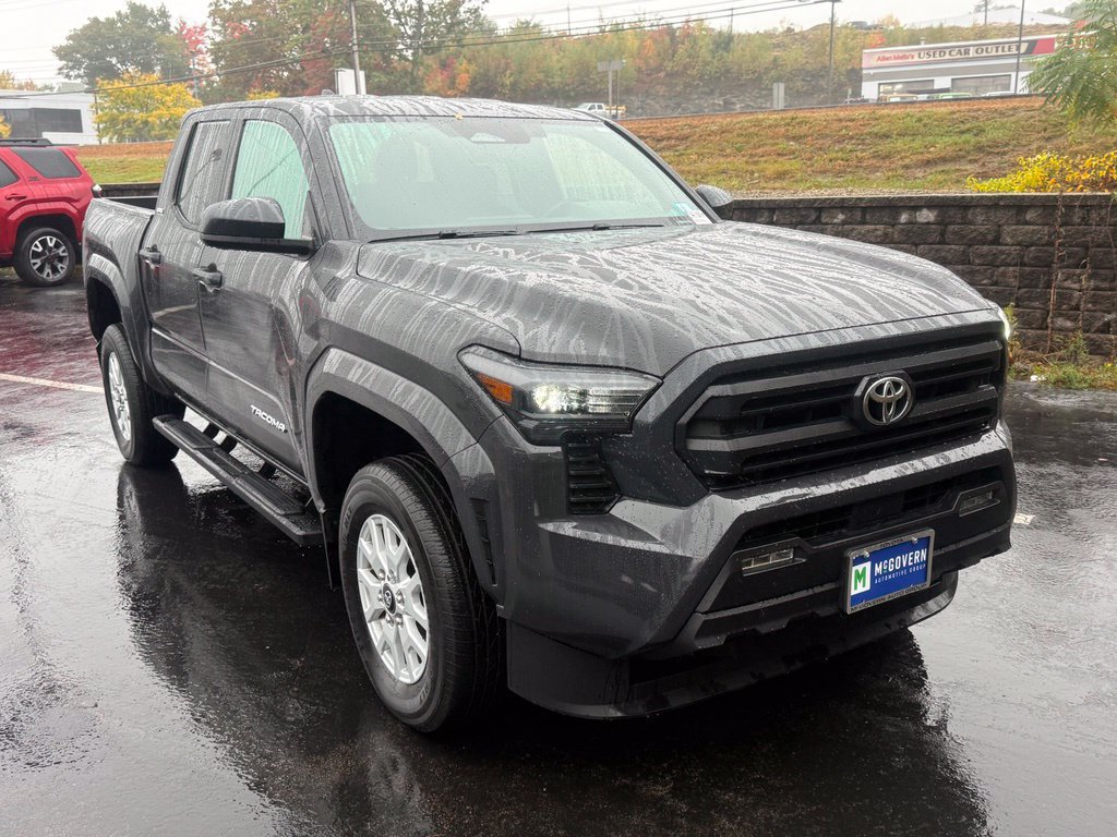 Used 2024 Toyota Tacoma SR5 AWD/4WD image 11