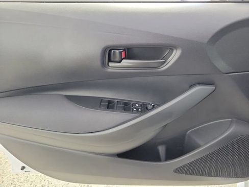 Used 2026 Toyota Corolla LE FWD image 21