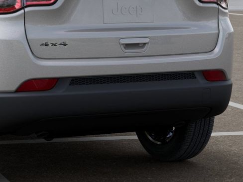 New 2026 Jeep Compass Latitude AWD/4WD image 13