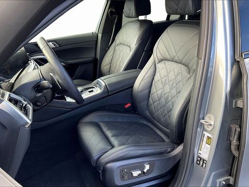 Used 2025 BMW X6 xDrive40i AWD/4WD image 21