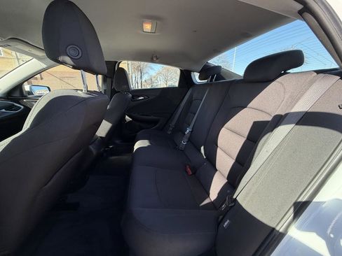 Used 2022 Chevrolet Malibu RS image 17
