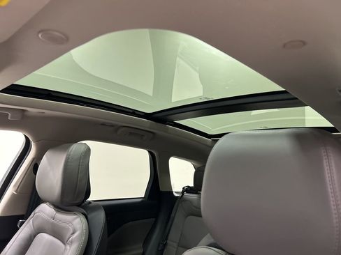 New 2026 Lincoln Corsair Reserve image 24