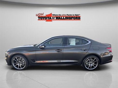 Used 2025 Genesis G70 2.5T image 7