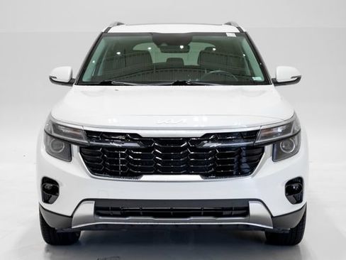 Certified 2024 Kia Seltos EX AWD/4WD image 4