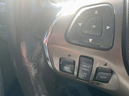 Used 2013 Lincoln MKX FWD image 31