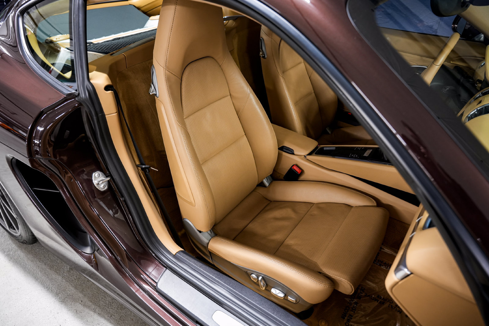 Used 2014 Porsche Cayman RWD image 23