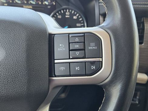 Used 2024 Ford Expedition Limited image 27