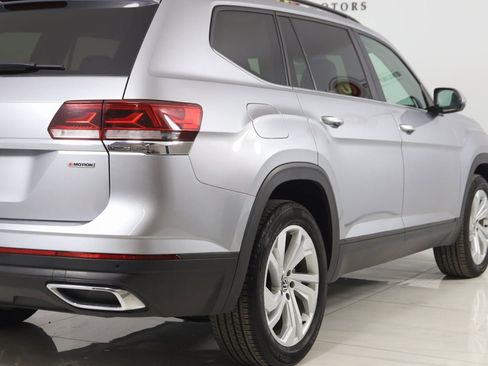 Used 2021 Volkswagen Atlas SE image 46