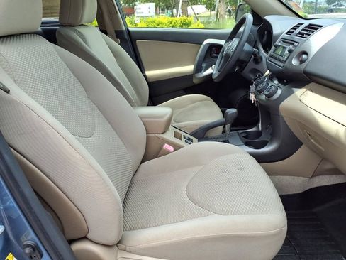 Used 2012 Toyota RAV4 FWD w/ Upgrade Value Pkg image 13