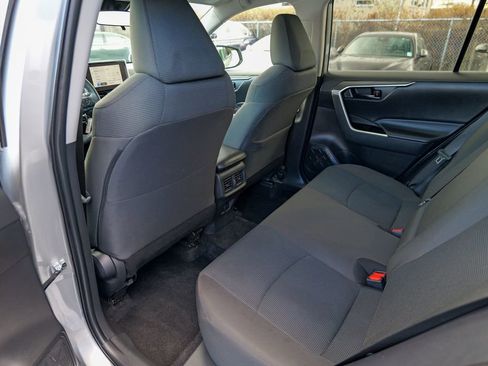 Used 2024 Toyota RAV4 LE AWD/4WD image 23