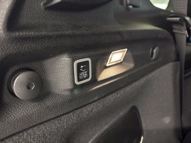 Used 2025 Jeep Grand Cherokee L Summit AWD/4WD image 12