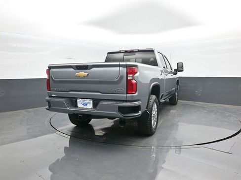 Used 2024 Chevrolet Silverado 2500 High Country w/ High Country Premium Package AWD/4WD image 7