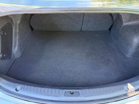 Used 2010 MAZDA MAZDA3 i Touring FWD image 12