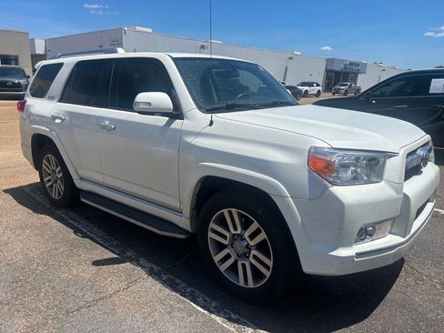 Used 2013 Toyota 4Runner Limited RWD image 9