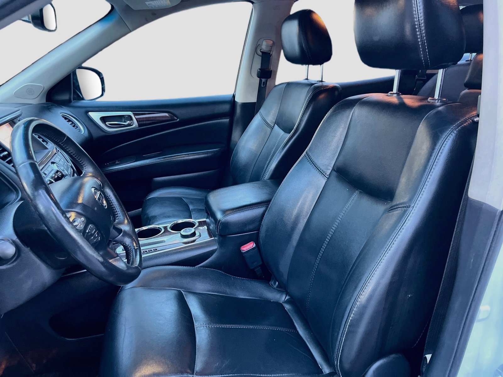 Used 2014 Nissan Pathfinder SL w/ SL Tech Package AWD/4WD image 21