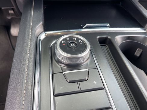 Certified 2024 Ford Expedition XLT image 15