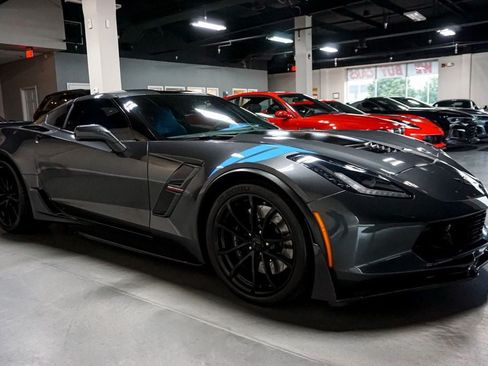 Used 2017 Chevrolet Corvette Grand Sport RWD image 41