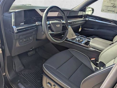 New 2026 Cadillac Escalade Luxury w/ LPO, Floor Liner Package image 3