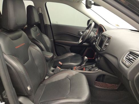 Used 2019 Jeep Compass Trailhawk w/ Leather Interior Group image 21