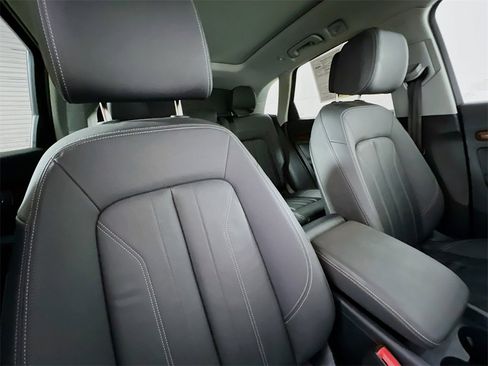Used 2023 Audi Q5 2.0T Premium Plus w/ Premium Plus Package image 28