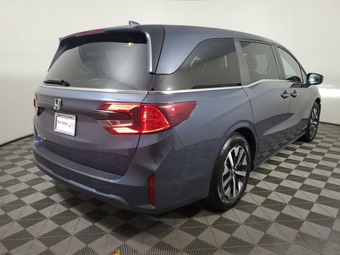 Used 2025 Honda Odyssey EX-L image 4