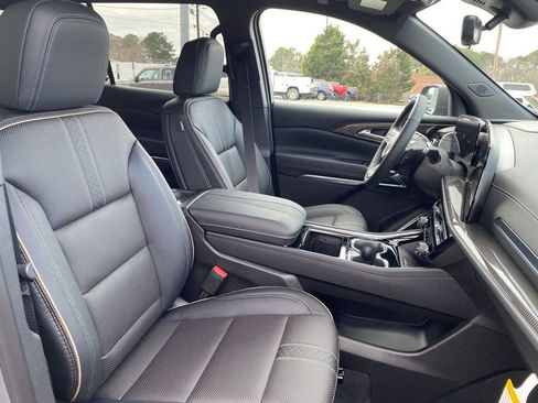 New 2026 Chevrolet Traverse High Country image 24