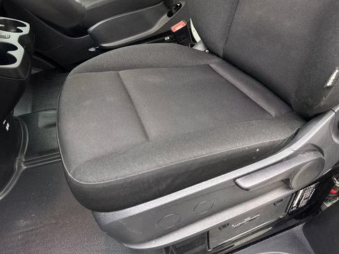 Used 2024 Mercedes-Benz Sprinter 2500 image 27