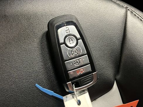 Used 2023 Ford Explorer XLT w/ Equipment Group 202A AWD/4WD image 21
