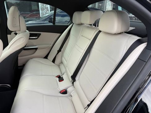 Used 2022 Mercedes-Benz C 300 Sedan image 25