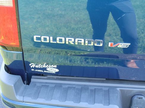 Used 2019 Chevrolet Colorado Z71 AWD/4WD image 11