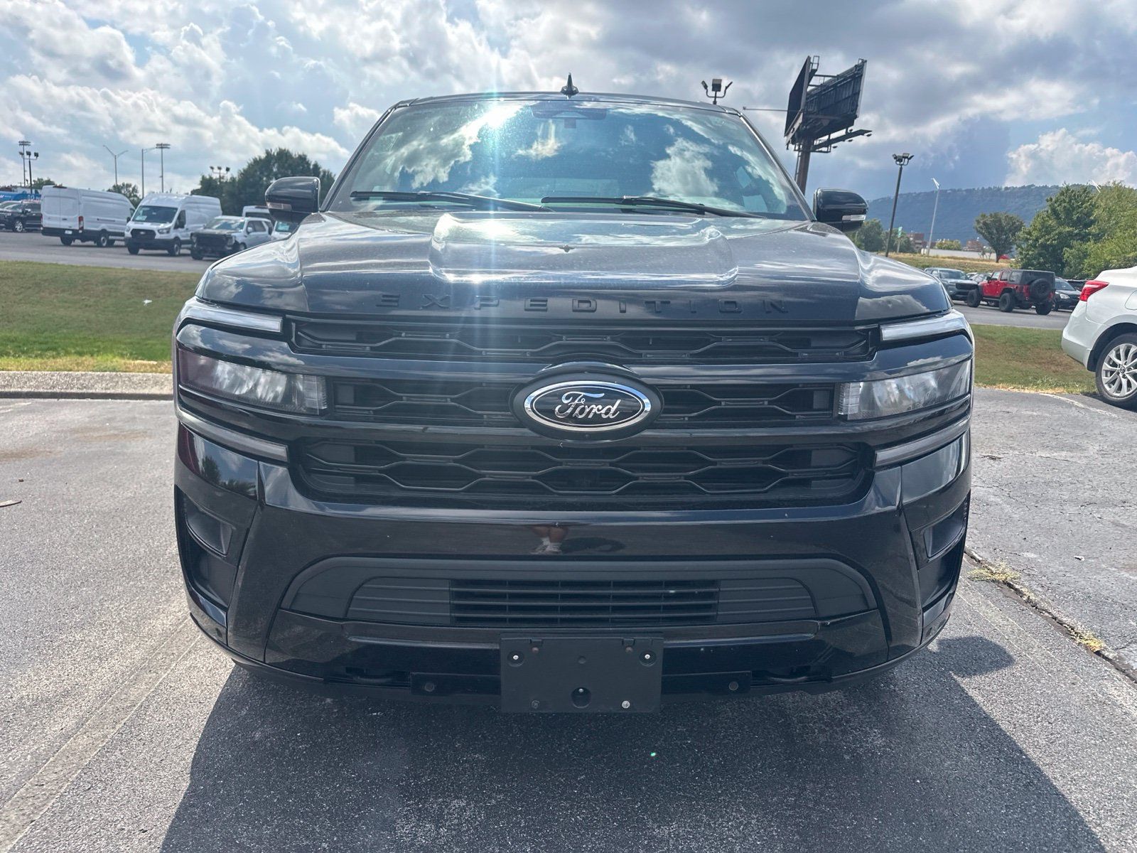 Certified 2024 Ford Expedition Max Limited AWD/4WD image 2