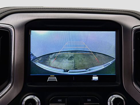 Used 2021 GMC Sierra 1500 SLE RWD image 15