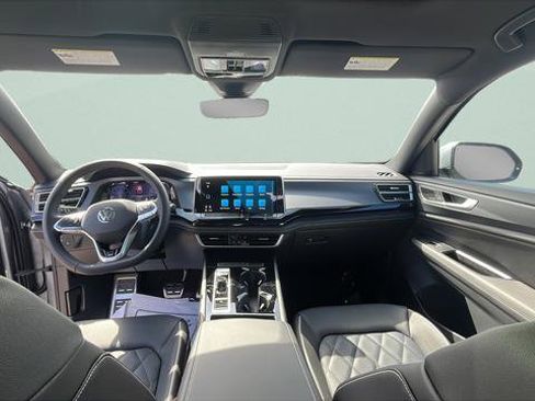 New 2026 Volkswagen Atlas Cross Sport SEL Premium R-Line AWD/4WD image 23