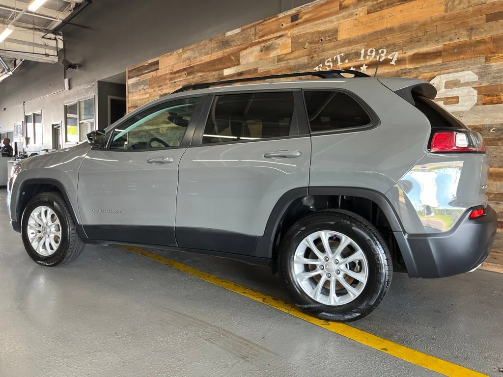 Used 2022 Jeep Cherokee Latitude Lux AWD/4WD image 21