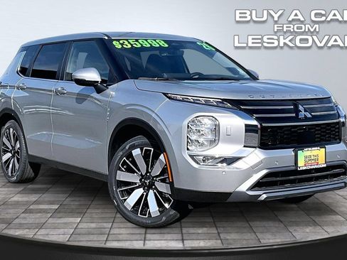 New 2026 Mitsubishi Outlander SE AWD/4WD image 1