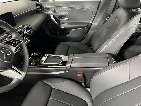 New 2026 Mercedes-Benz CLA 250 4MATIC image 4