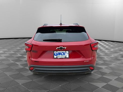 New 2026 Chevrolet Trax RS w/ Driver Confidence Package FWD image 4