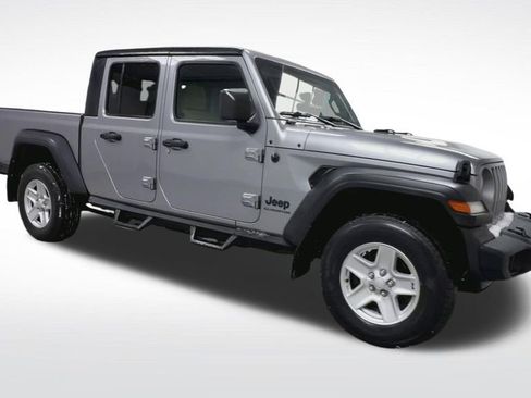 Used 2020 Jeep Gladiator Sport w/ Quick Order Package 23S image 2