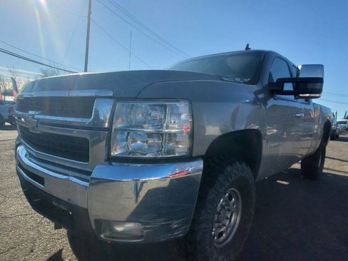 Used 2007 Chevrolet Silverado 2500 LT w/ 1LT Convenience Package image 1
